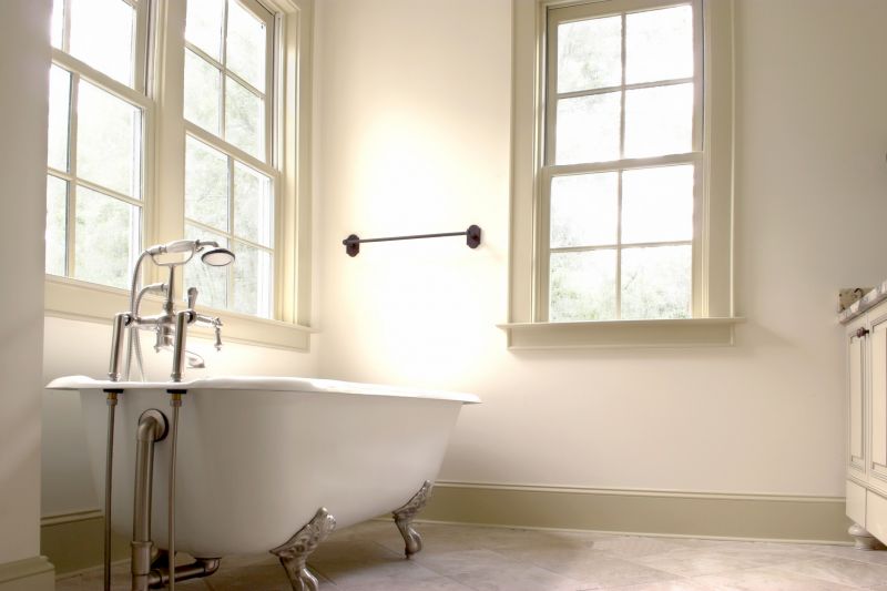 Freestanding Clawfoot Tub